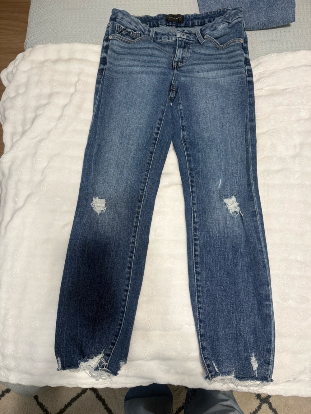 Buckle Black Women's Cropped Straight leg